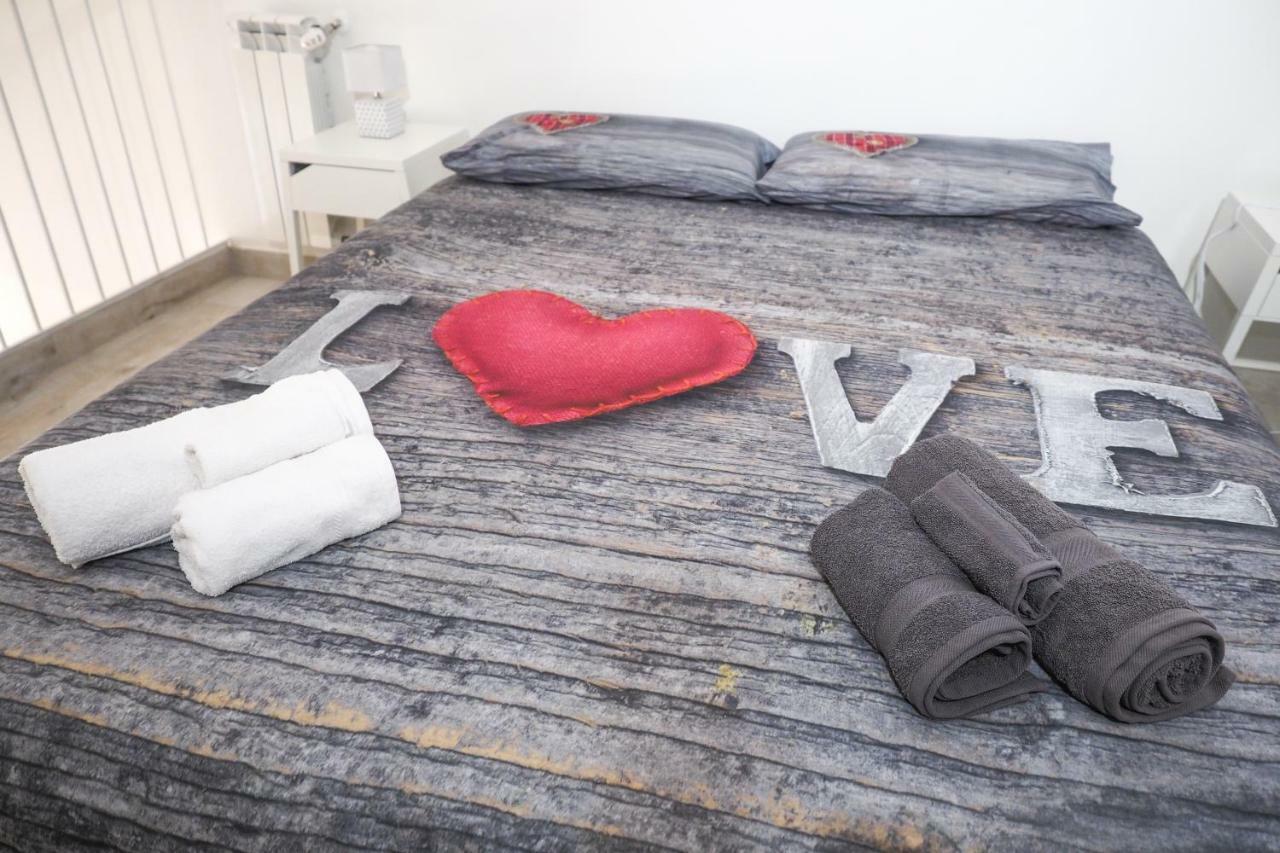 Apartmán Santa Chiara 32 Turín Exteriér fotografie